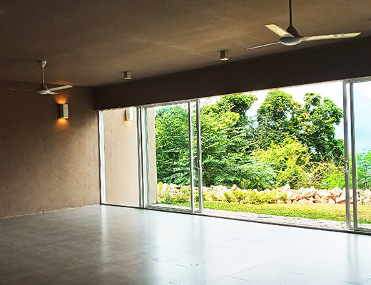 Sliding windows and curtain